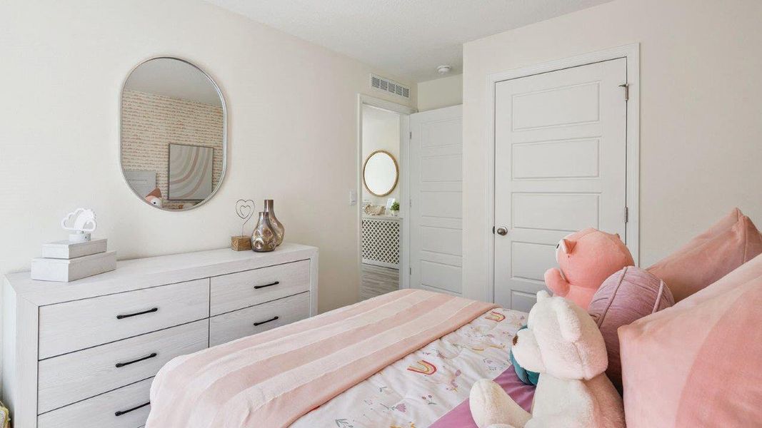 Representative furnished interior of a home built from the Freeport Ii by D.R. Horton in Lake Deer Estates, Poinciana (Image 22). Representative furnished interior of a home built from the Freeport Ii by D.R. Horton in Lake Deer Estates, Poinciana (Image 22).