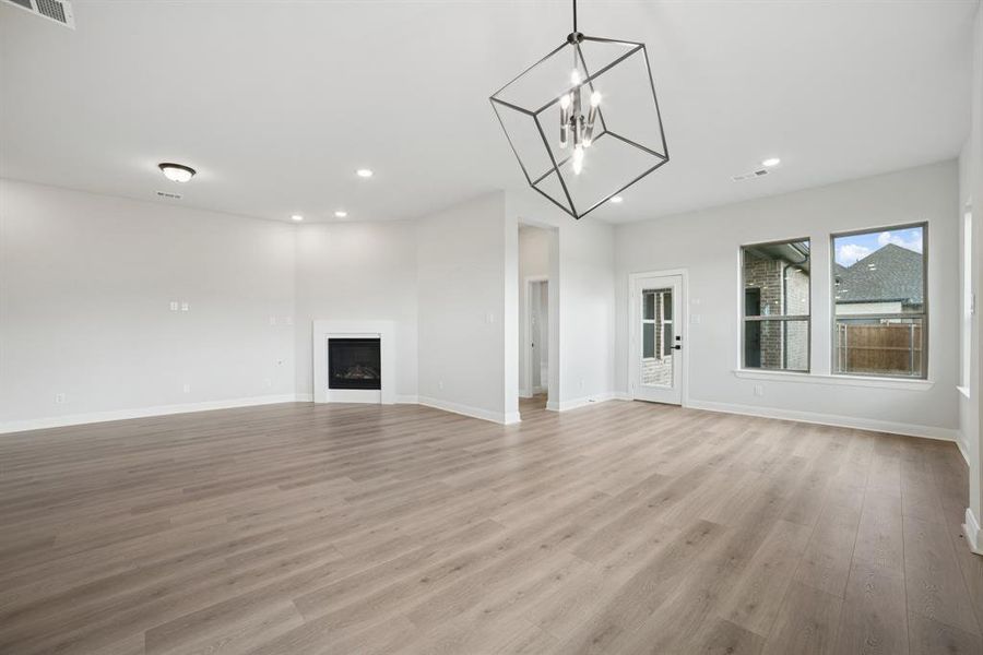 Spacious, unfurnished interior of a new home in Talia – Garden Series, Mesquite (Image 18). Spacious, unfurnished interior of a new home in Talia – Garden Series, Mesquite (Image 18).