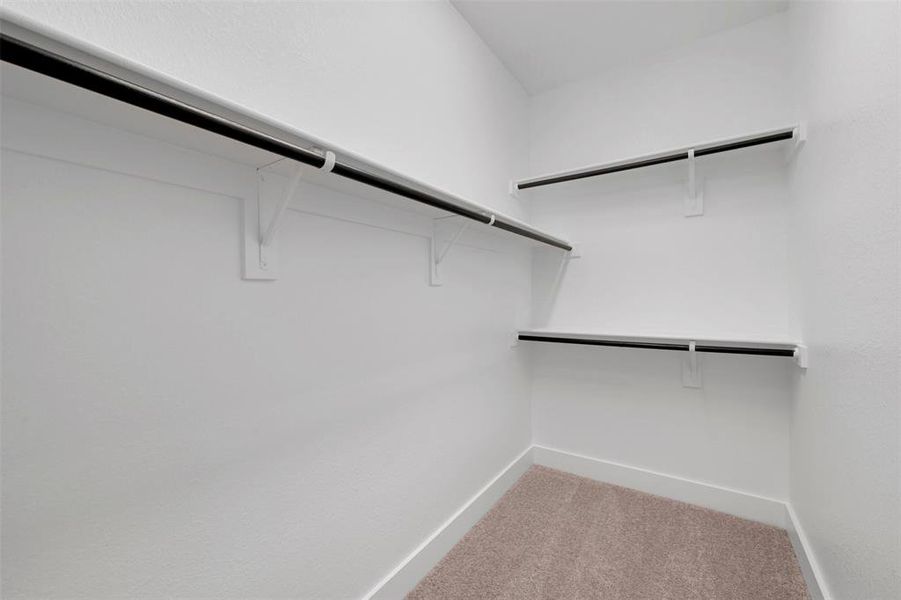 Spacious, unfurnished interior of a new home in Lily Creek at Sutton Fields, Aubrey (Image 18).
