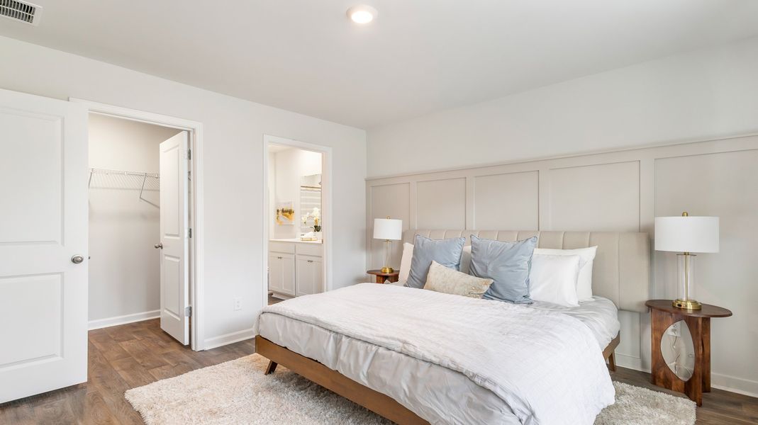 Furnished interior view inside a new home in Sheep Island, Summerville (Image 15).
