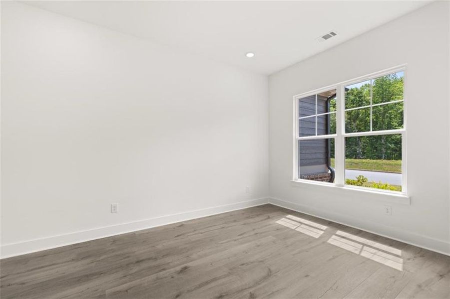 Spacious, unfurnished interior of a new home in Traditions of Braselton, Jefferson (Image 27).