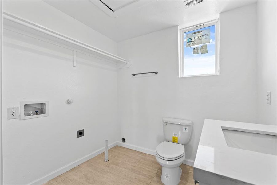 Image 35 of a home in .