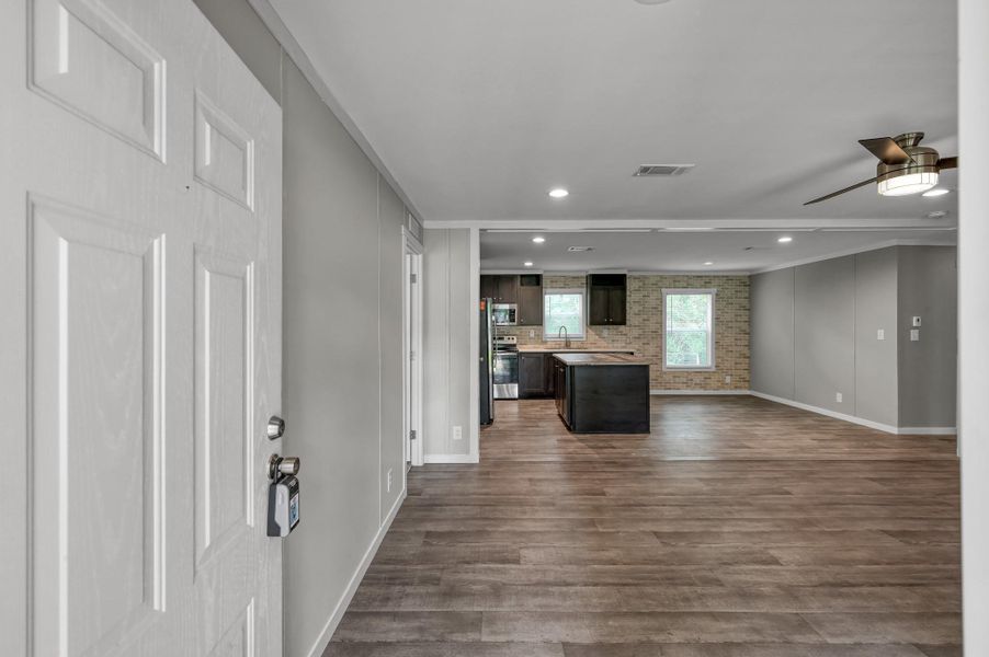 Spacious, unfurnished interior of a new home in , New Waverly (Image 11).