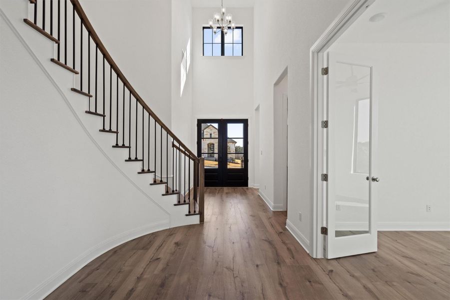 Spacious, unfurnished interior of a new home in , Georgetown (Image 22).