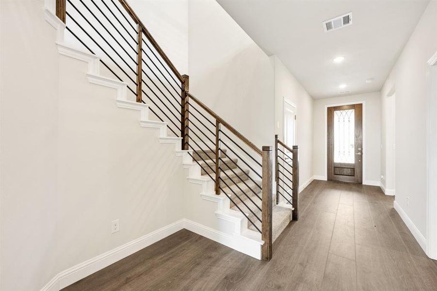 Spacious, unfurnished interior of a new home in Creekview Meadows, Pilot Point (Image 17). Spacious, unfurnished interior of a new home in Creekview Meadows, Pilot Point (Image 17).