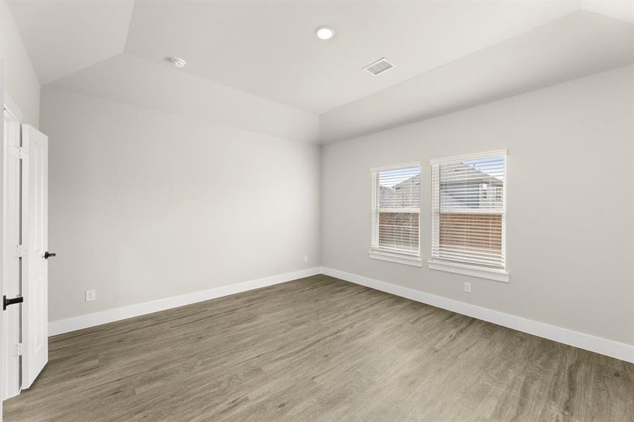 16. 709 Wilderness - Primary