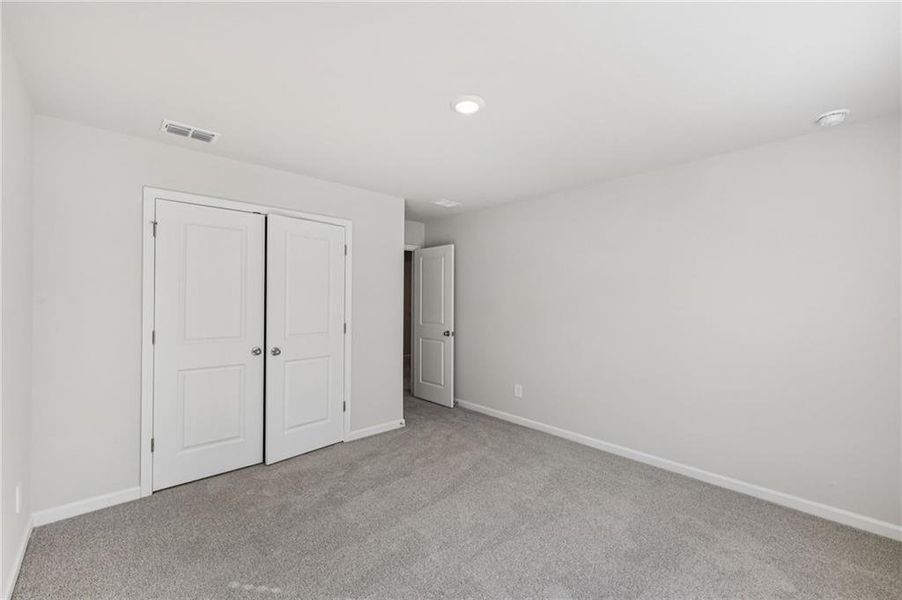 Spacious, unfurnished interior of a new home in The Oaks at Dawson, Dawsonville (Image 34). Spacious, unfurnished interior of a new home in The Oaks at Dawson, Dawsonville (Image 34).