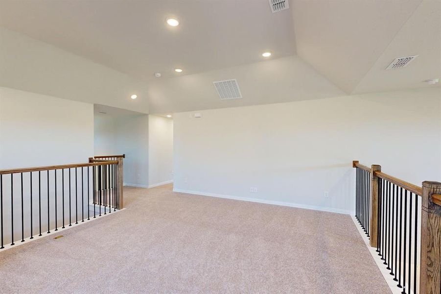 Image 34 of a home in Lilyana. Image 34 of a home in Lilyana.