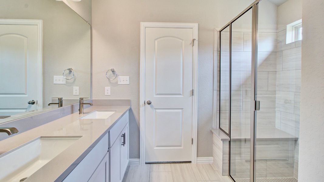 Representative furnished interior of a home built from the Compass by Brightland Homes in Mostyn Springs, Magnolia (Image 12).