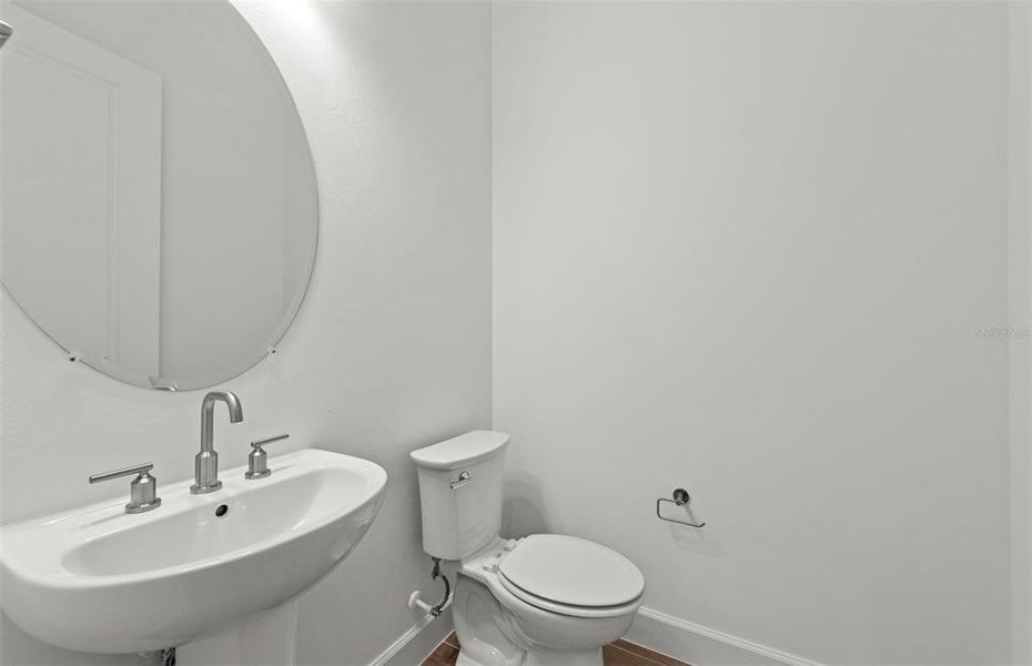 Furnished interior view inside a new home in Del Webb Catalina, Lakewood Ranch (Image 7).