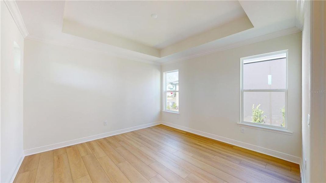 Spacious, unfurnished interior of a new home in Persimmon Park, Wesley Chapel (Image 16).