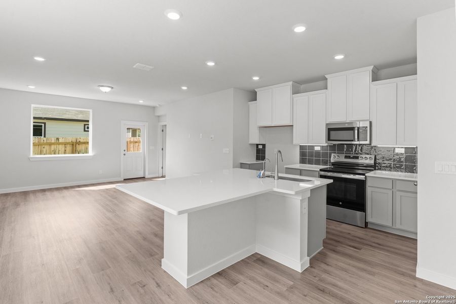 Image 27 of a home in Highland Ridge. Image 27 of a home in Highland Ridge.