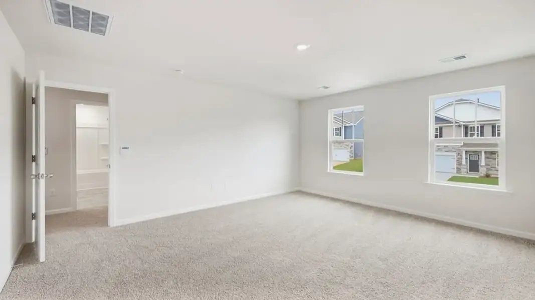 Spacious, unfurnished interior of a new home in Spring Ridge, Anderson (Image 33).