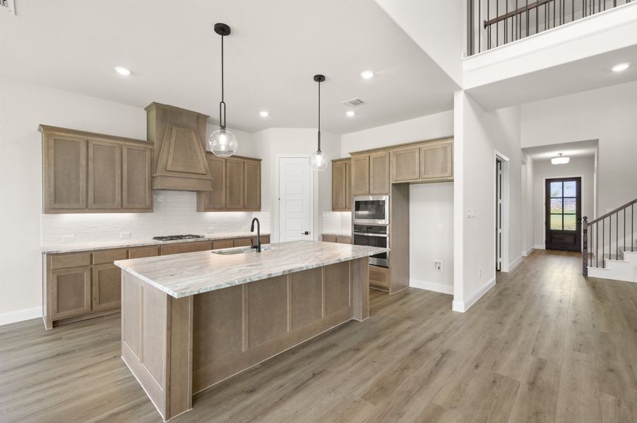 Furnished interior view inside a new home in Myrtle Creek, Waxahachie (Image 6).