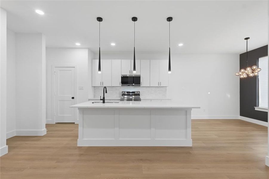 Furnished interior view inside a new home in , Dallas (Image 8).