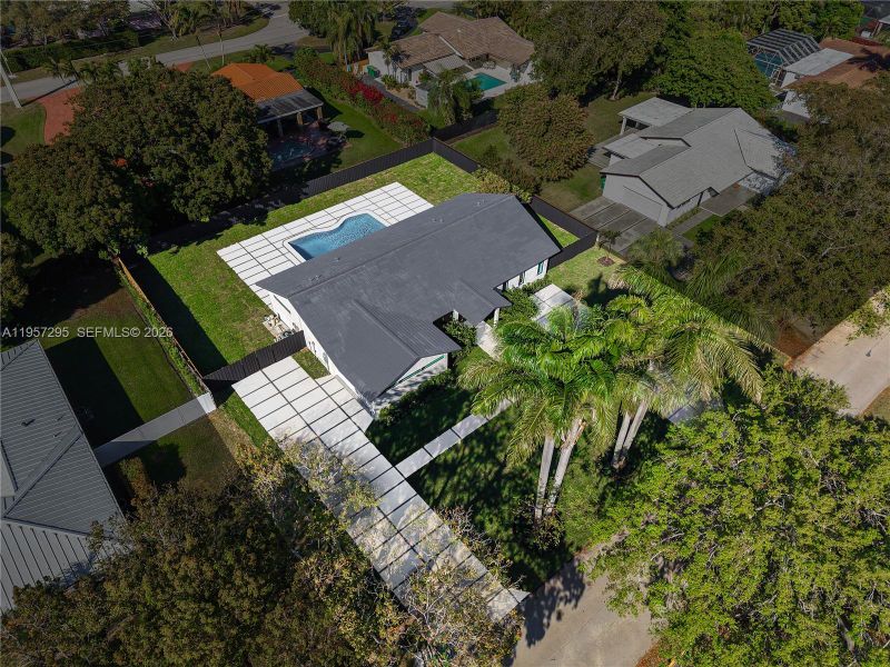 Community amenities in , Palmetto Bay (Image 36).