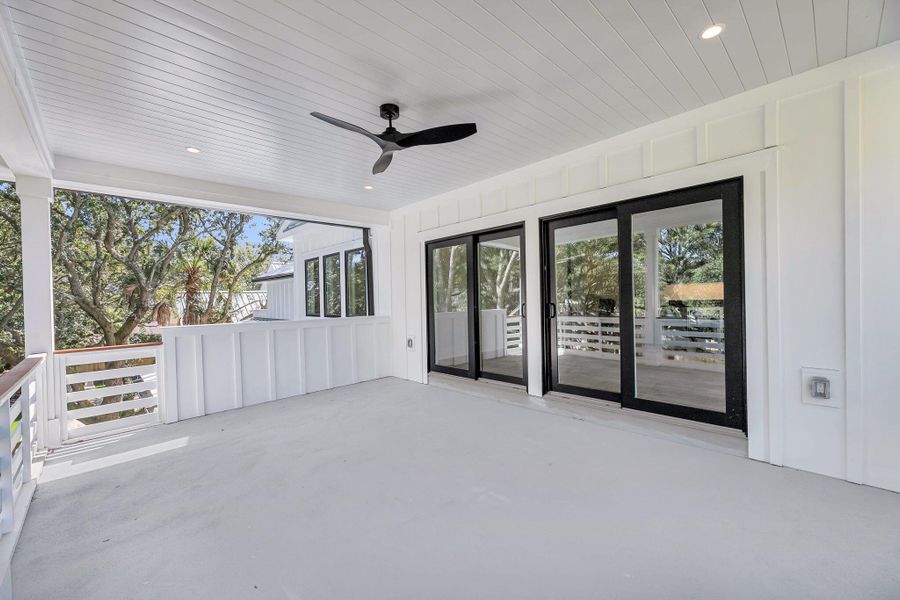 Exterior details and patio area of a home in , Isle Of Palms (Image 30).