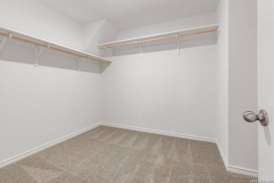 Spacious, unfurnished interior of a new home in The Granary - Heritage Collection, San Antonio (Image 16).