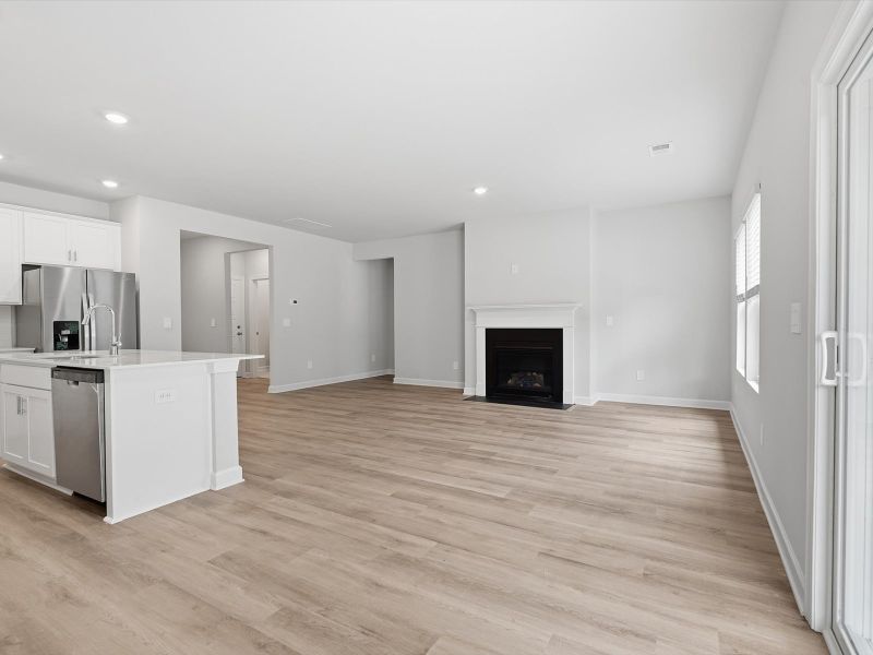Spacious, unfurnished interior of a new home in Southwell Commons, Anderson (Image 9).