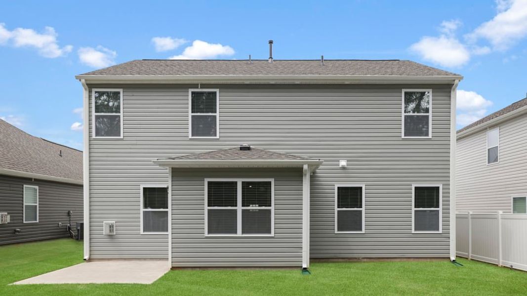 Exterior details and patio area of a home in Sage Grove, Lyman (Image 3).