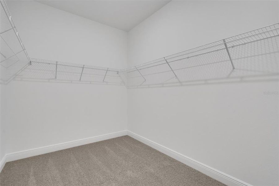 Spacious, unfurnished interior of a new home in Reserve at Hammock Oaks, Lady Lake (Image 27).