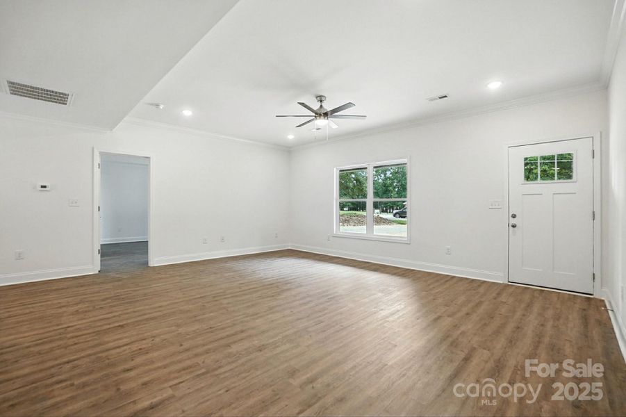 Spacious, unfurnished interior of a new home in , York (Image 14).