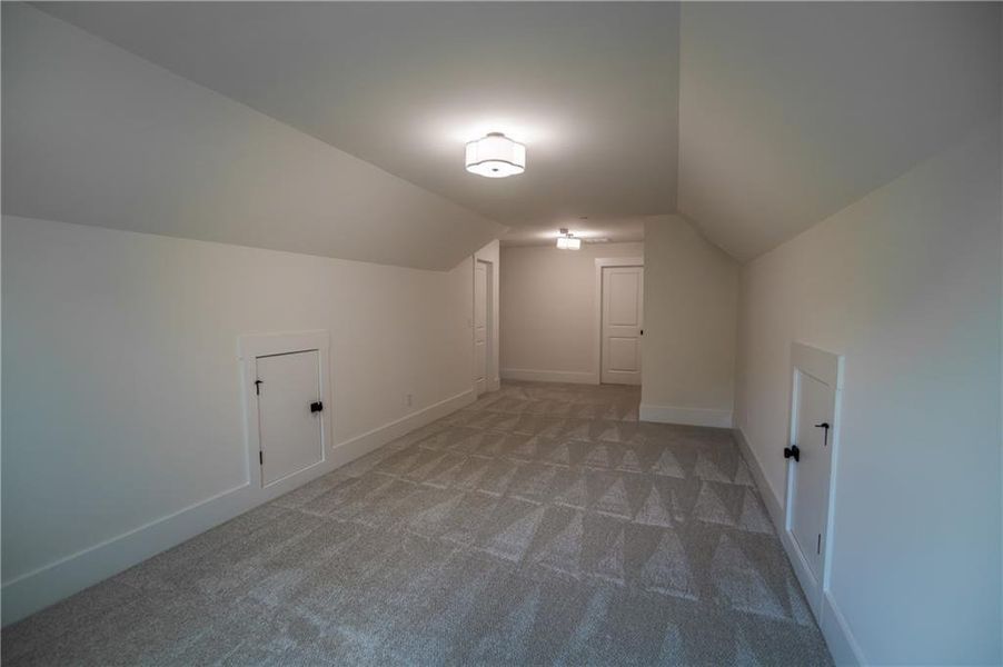 Spacious, unfurnished interior of a new home in , Clermont (Image 41).