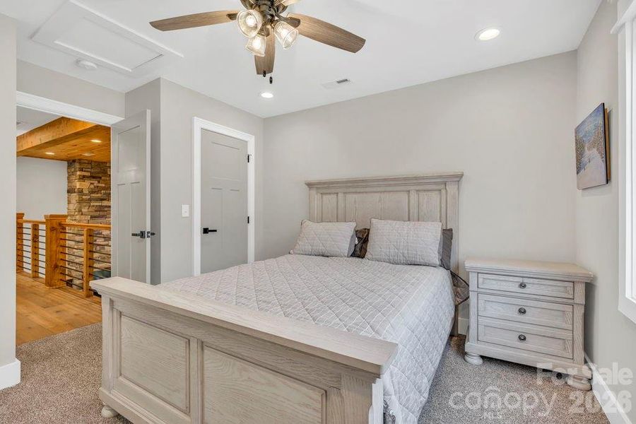 Upper level bedroom 1 Upper level bedroom 1