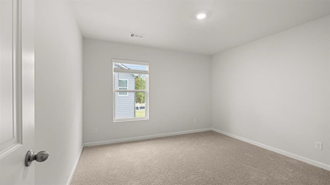 Spacious, unfurnished interior of a new home in Lost Creek, Dallas (Image 37).