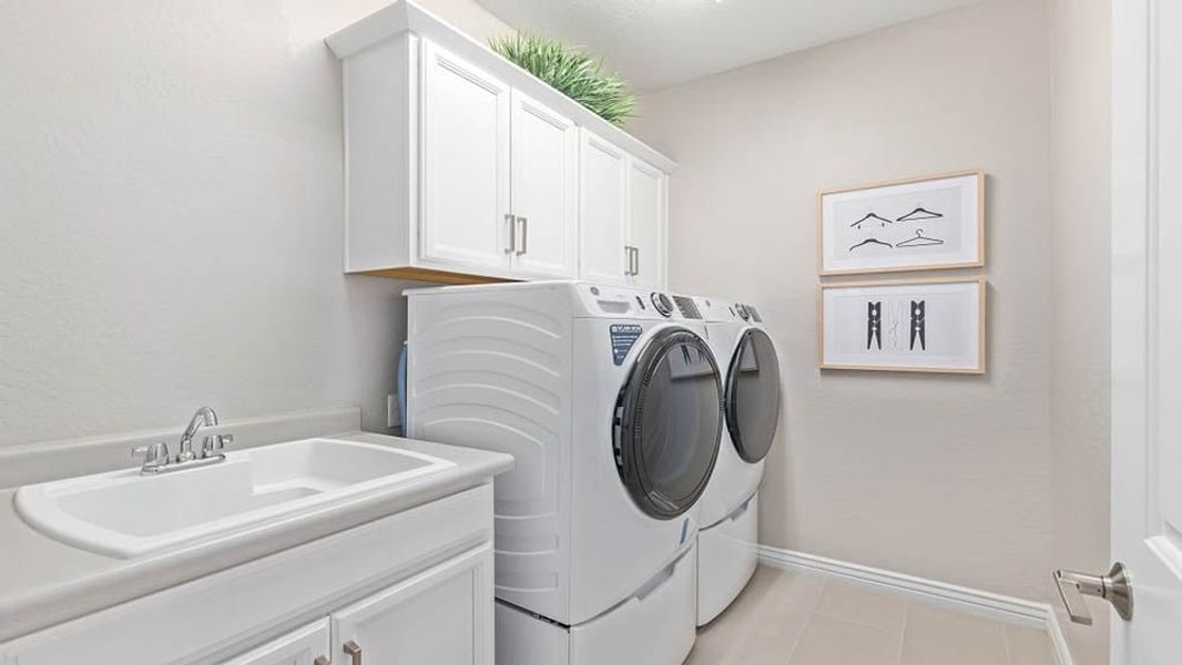 Representative furnished interior of a home built from the Sapphire by Taylor Morrison in Paradisi, Surprise (Image 30).