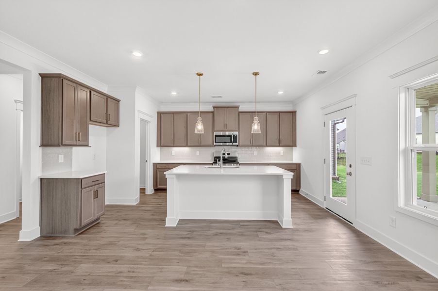 *Photo is of example home. Selections & Finishes may vary. *Photo is of example home. Selections & Finishes may vary.