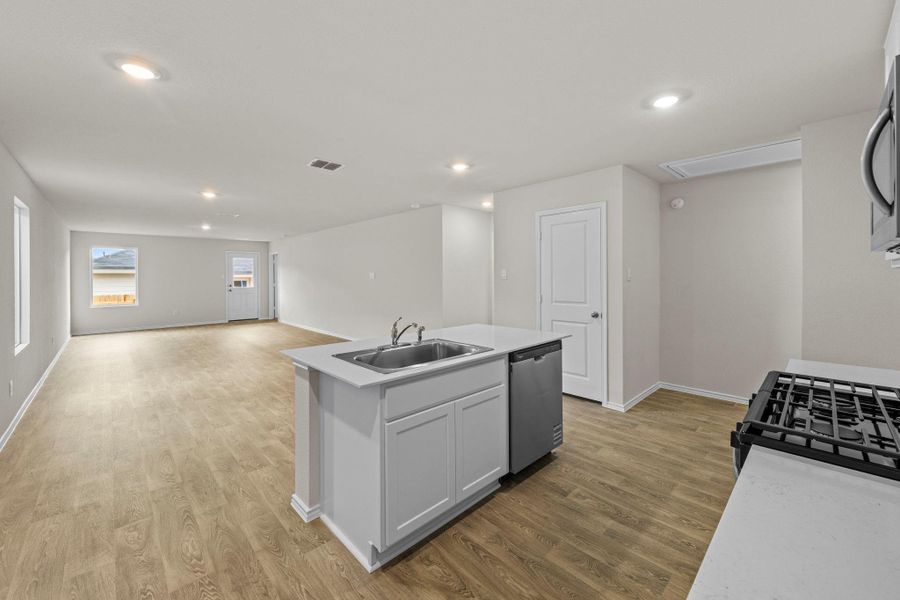 Furnished interior view inside a new home in Sunset Oaks, Maxwell (Image 10).