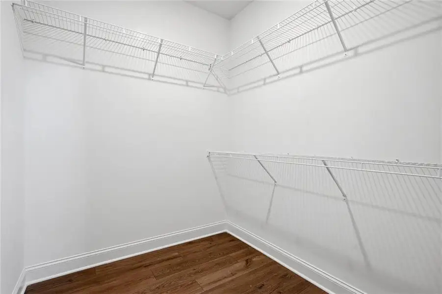 Spacious, unfurnished interior of a new home in , Mansfield (Image 23).