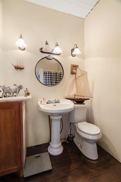 Furnished interior view inside a new home in , Blossom (Image 13).