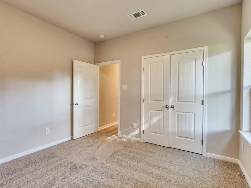 Spacious, unfurnished interior of a new home in , West Columbia (Image 12).