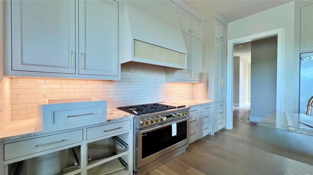 Furnished interior view inside a new home in , Weston (Image 7).