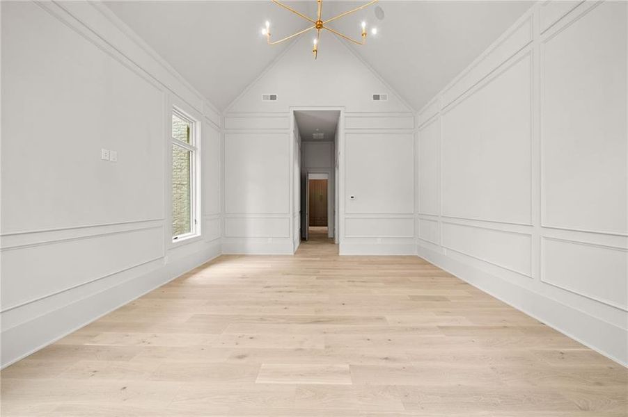 Spacious, unfurnished interior of a new home in , Alpharetta (Image 23).