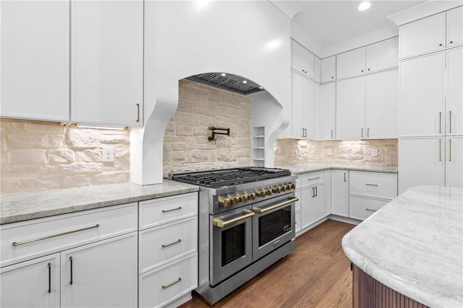 Furnished interior view inside a new home in , Lawrenceville (Image 17).