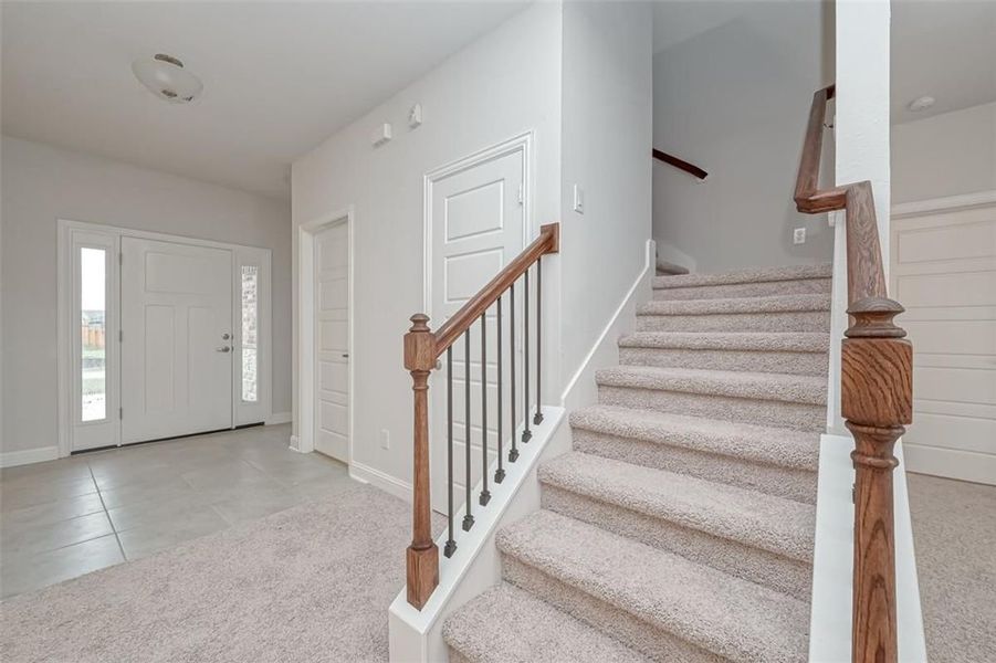 Representative unfurnished interior of a home built from the Plan 2500 by Adams Homes in The Bluffs at Lafayette, Freeport (Image 19).