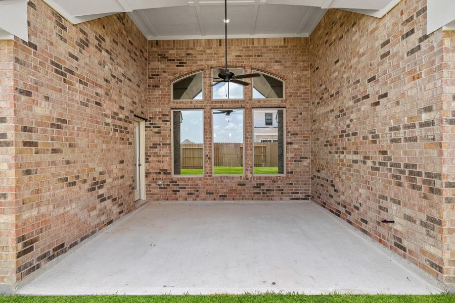 Exterior details and patio area of a home in The Meadows at Imperial Oaks 60', Conroe (Image 4). Exterior details and patio area of a home in The Meadows at Imperial Oaks 60', Conroe (Image 4).