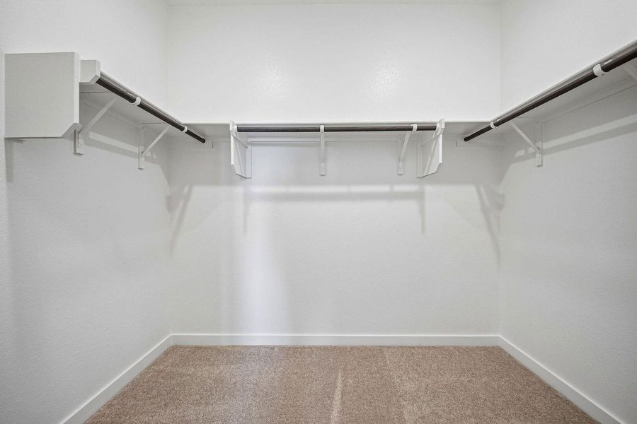 Spacious, unfurnished interior of a new home in Eastwood at Sonterra, Jarrell (Image 19).