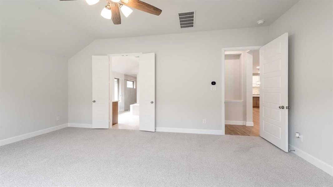 Spacious, unfurnished interior of a new home in The Heights At Uptown Celina 50', Celina (Image 14).