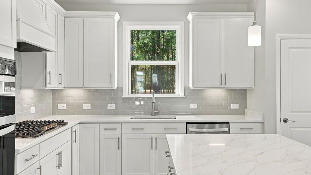 Furnished interior view inside a new home in Sun City Hilton Head, Bluffton (Image 7).
