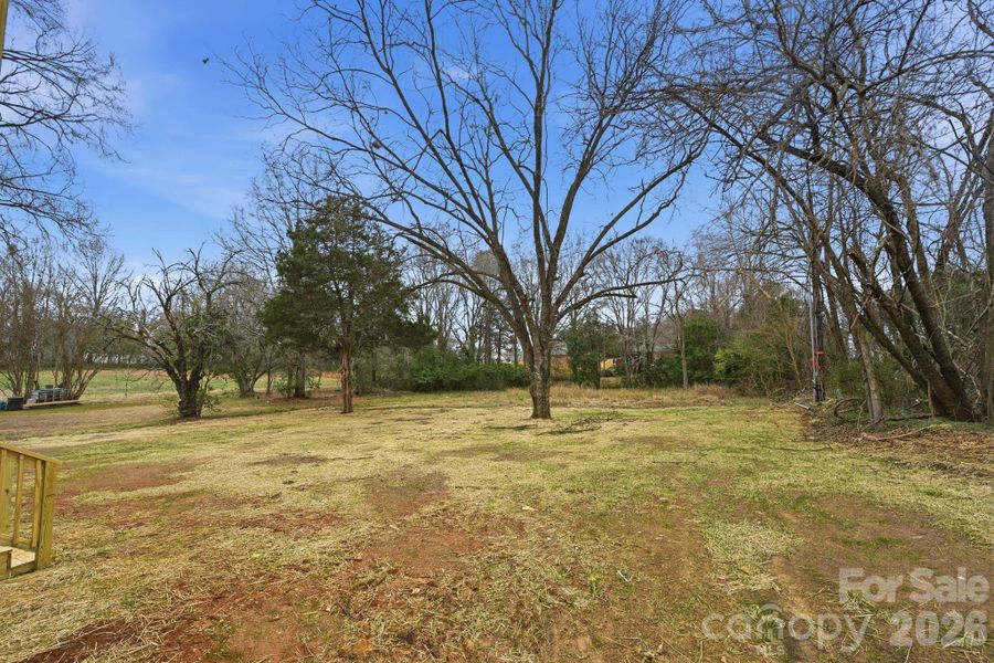 Natural landscape and outdoor views near  in Monroe (Image 28).