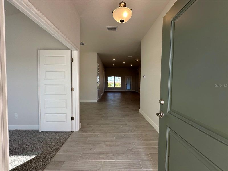 Spacious, unfurnished interior of a new home in Densan Park, Wildwood (Image 11).