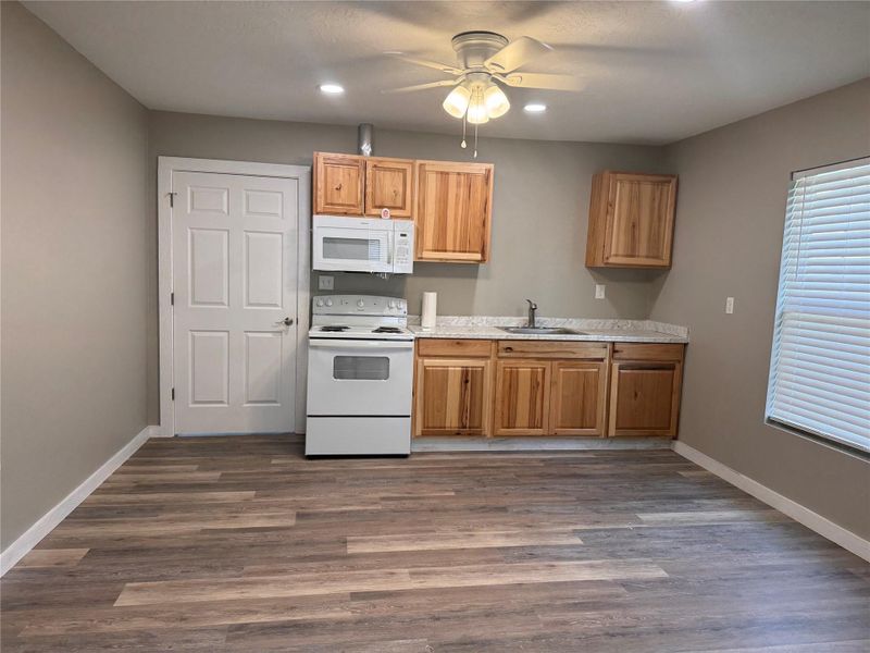 Furnished interior view inside a new home in , Bedias (Image 5).