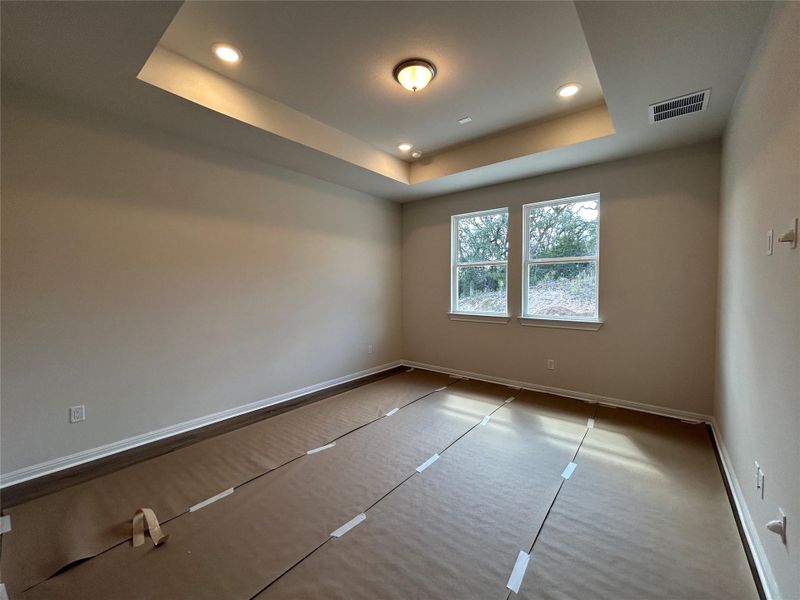 Image 30 of a home in Provence 50s. Image 30 of a home in Provence 50s.