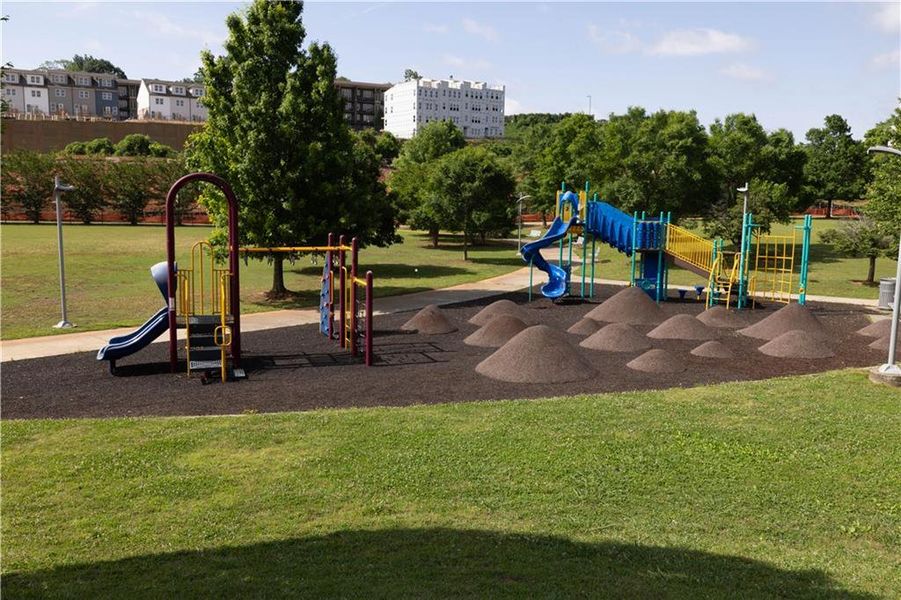 Community amenities in , Atlanta (Image 38). Community amenities in , Atlanta (Image 38).