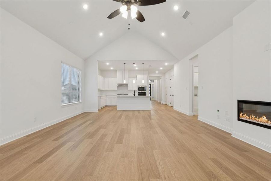 26-9717Flourishing_026