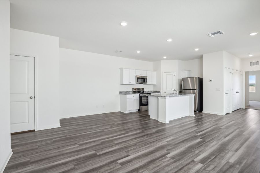 Representative unfurnished interior of a home built from the Proxy by Starlight Homes in The Wilder, Adkins (Image 19). Representative unfurnished interior of a home built from the Proxy by Starlight Homes in The Wilder, Adkins (Image 19).